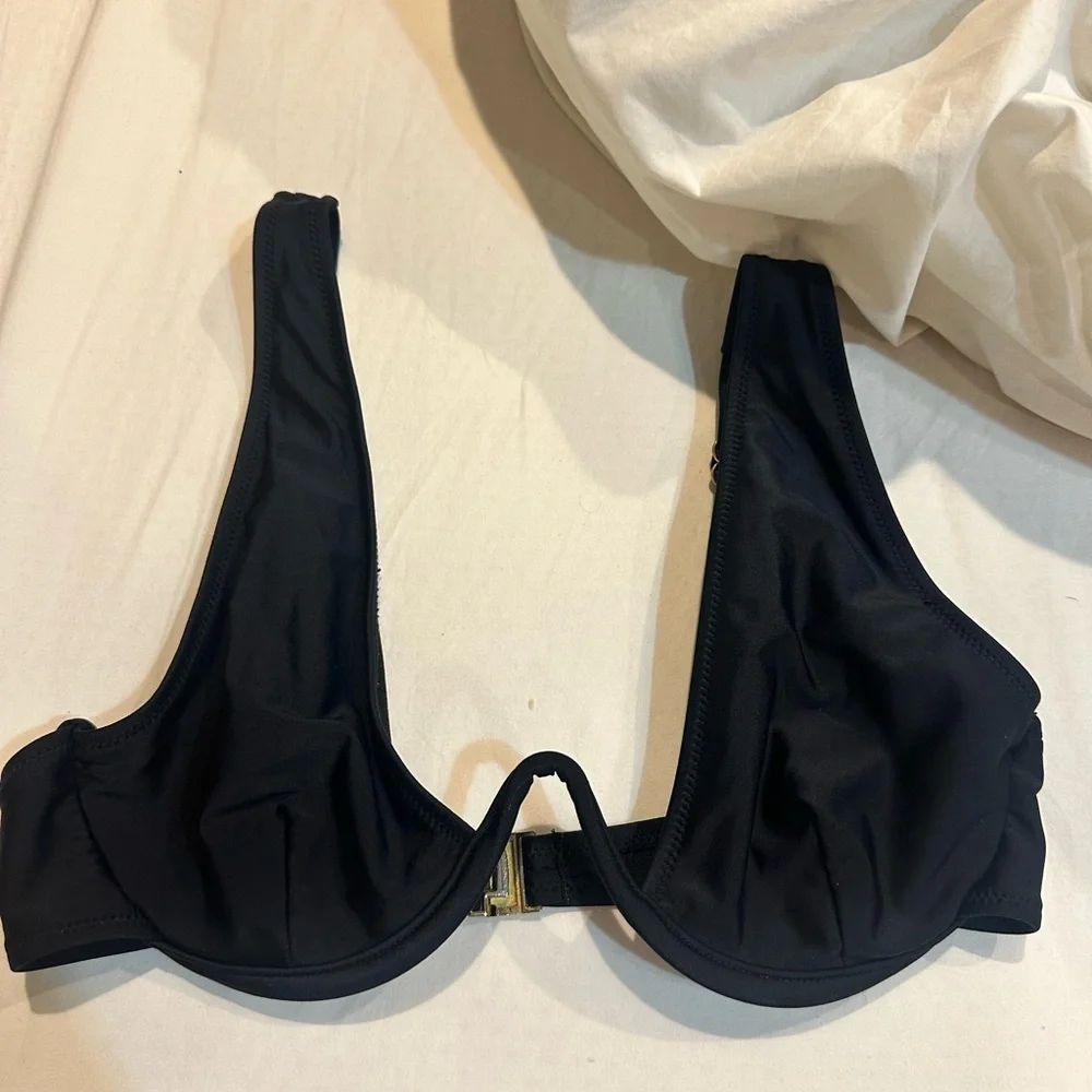 Elegant Black Women's Bikini Top